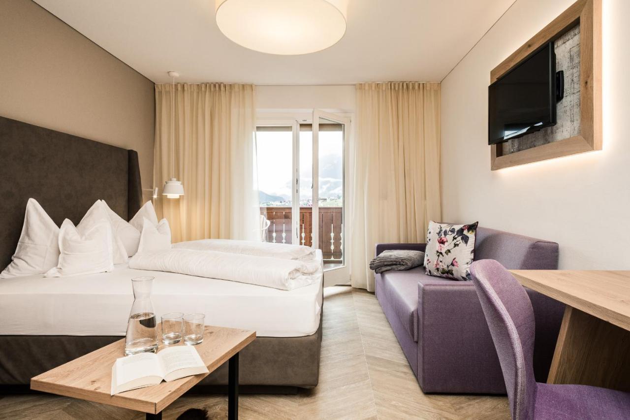 Hotel Tenne Schenna Eksteriør bilde