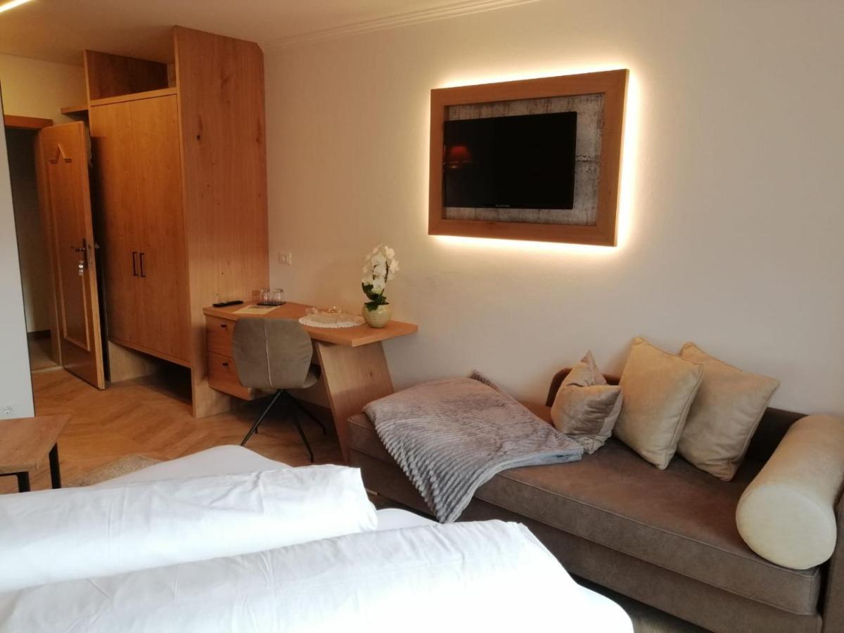 Hotel Tenne Schenna Eksteriør bilde